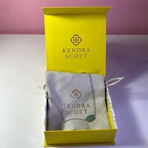 Kendra Scott Silver Elisa Pendant Necklace in Bright Aqua Drusy